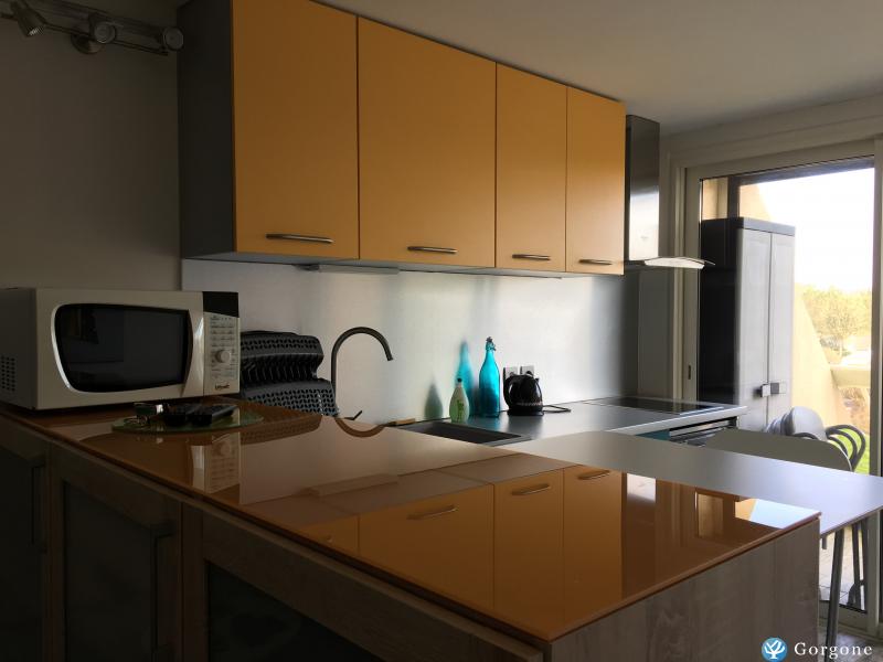 Photo n&deg;4 de :H�liopolis studio r�nov� - 23m�+terrasse 9m� - 2 personnes