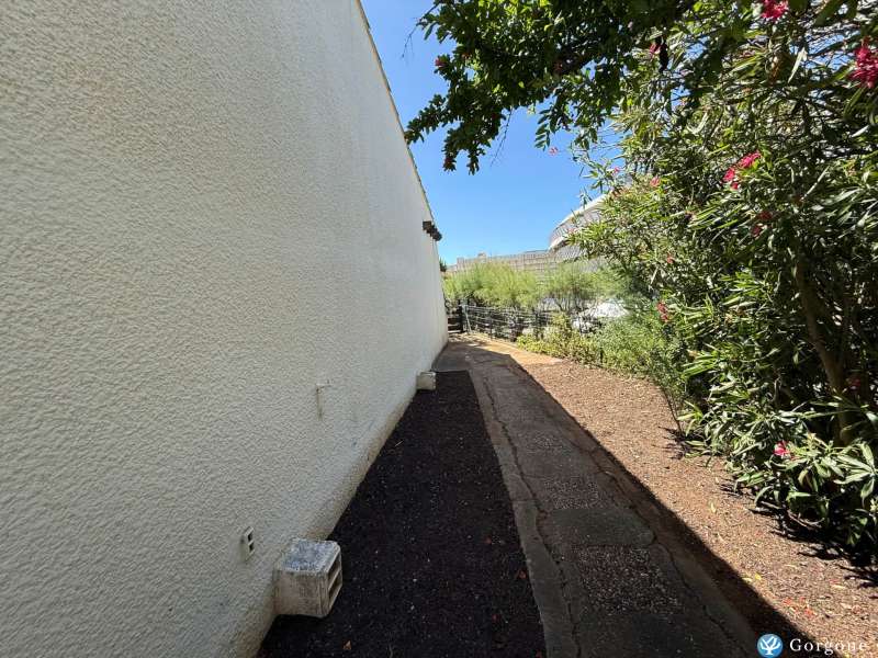 Photo n&deg;10 de :VILLA Eden R�sidence Heliovillage