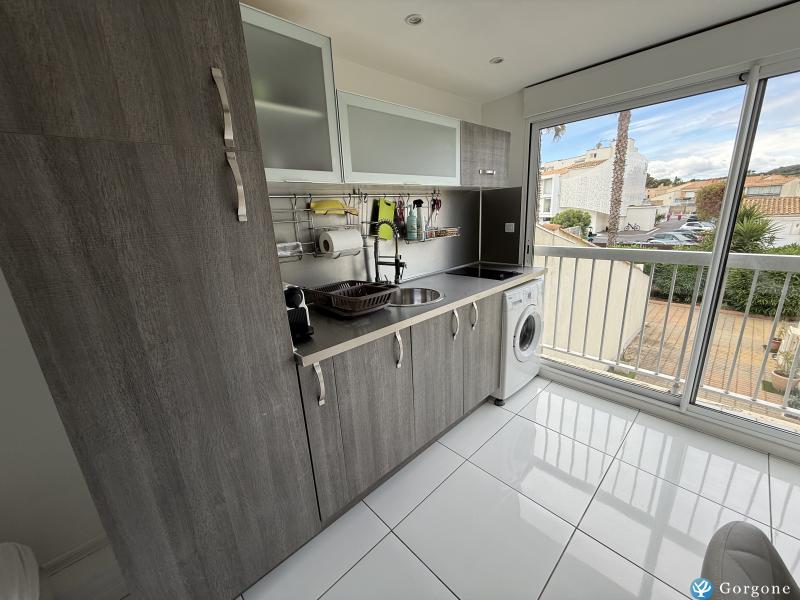 Photo n&deg;6 de :STUDIO POOL r�sidence Port Soleil