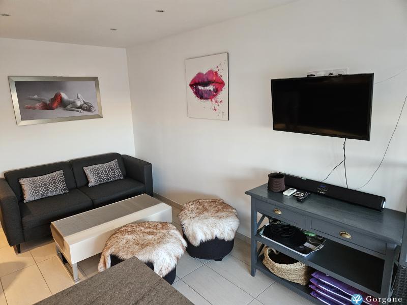 Photo n&deg;5 de :Appartement belle vue sur mer au village naturiste Heliopolis climatis� avec place parking priv�e et s�curis�e