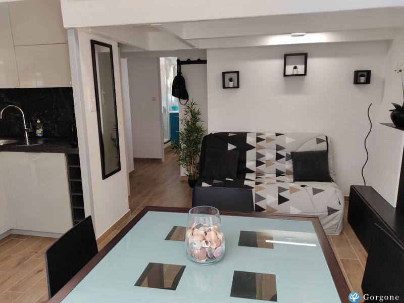 Photo n°2 de :Appartement entirement rnov, climatis, piscine, sauna, parking scuris.