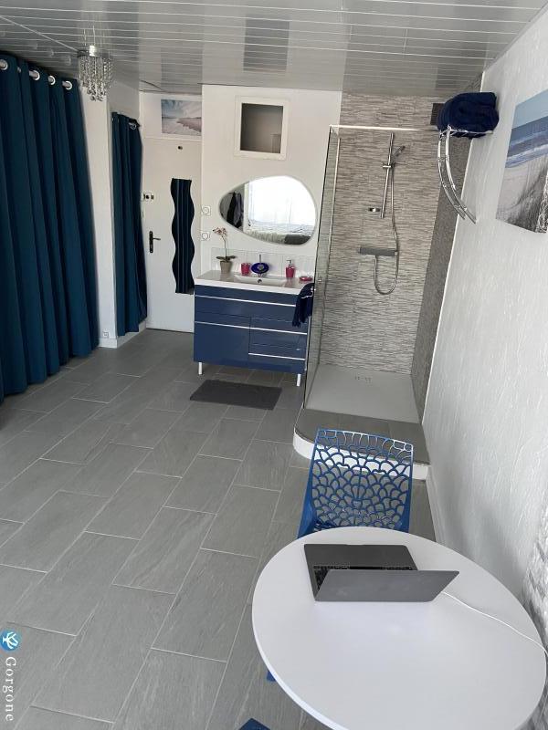 Photo n°1 de :STUDIO COSY +PARKING A 50 M PLAGE NATURISTE