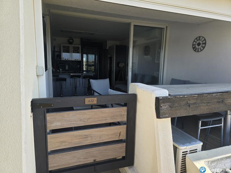 Photo n&deg;3 de :Location cap d'agde naturiste port nature 4, �tage2, coursive face au waiki