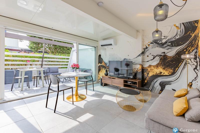 Photo n°4 de :VILLA LUXE PORT NATURE PRES DE LA PLAGE