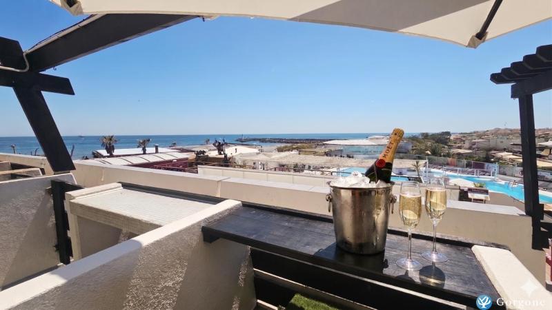 Photo n&deg;1 de :X-SEA-VIEW Coursive port nature 1, Vue Mer 2e �tage , Apt 105