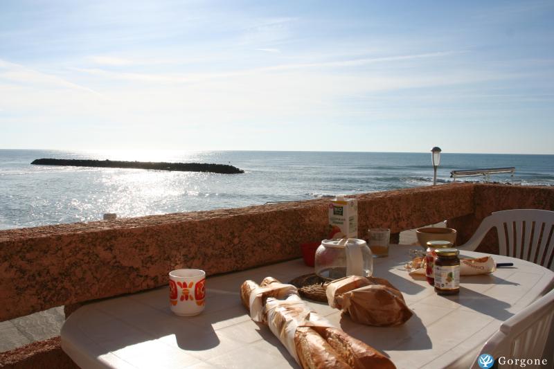 petit djeuner en vacances location maison du cap d'agde