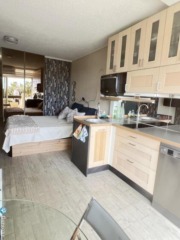 Photo n&deg;3 de :Studio sur Coursive - Vue mer - Port nature 6