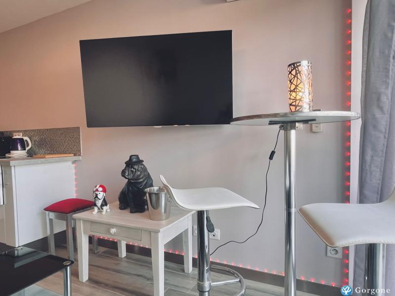 Photo n&deg;4 de :STUDIO LUXE LIT QUEEN SIZE PORT NATURE 8 Vue Port