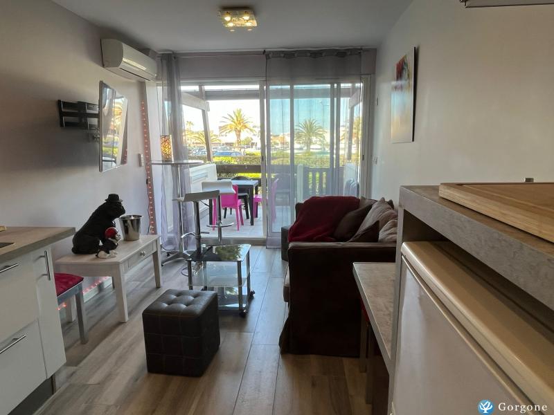 Photo n&deg;3 de :STUDIO LUXE LIT QUEEN SIZE PORT NATURE 8 Vue Port