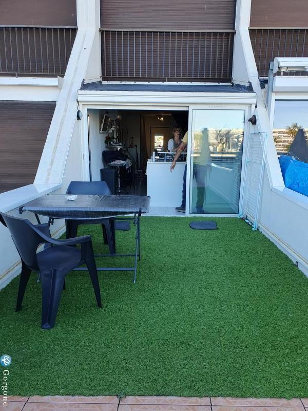 Photo n&deg;5 de :studio grande terrasse naturiste