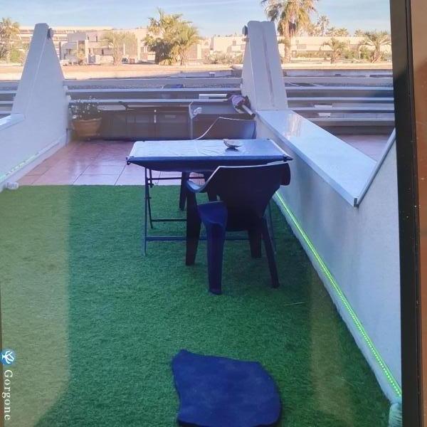 Photo n&deg;2 de :studio grande terrasse naturiste