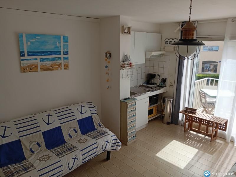 Photo n&deg;7 de :studio vue mer les falaises